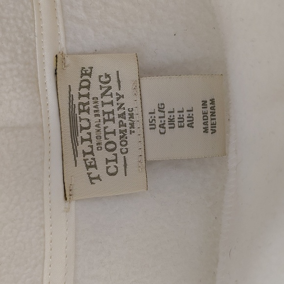 Telluride Clothing Co. pullover top ivory white large pockets and thumb holes - Picture 3 of 7